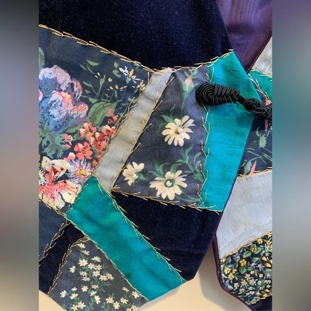 Unique MARDI GRAS Silk Tie Artsy Vest VTG Wearable Art One of a Kind Festival - Picture 3 of 6